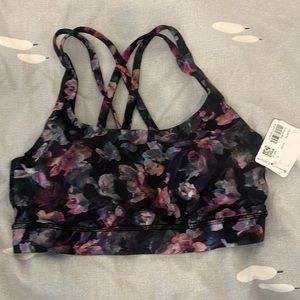 NWT Lululemon Energy Bra sz 6